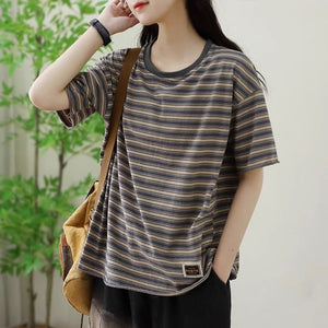Áo T-shirt ngắn tay cổ tròn kẻ sọc retro - A786