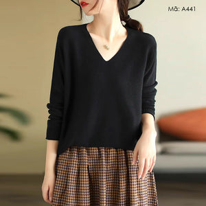 Áo len đan dài tay cổ V dáng rộng - A440
