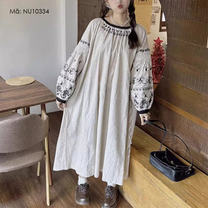 Đầm liền linen Morigirl dài tay cổ tròn thêu retro  - NU10334