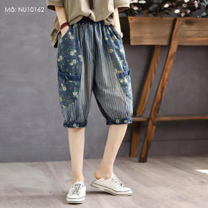 Quần sooc denim lưng thun kẻ sọc in hoa lá - NU10162