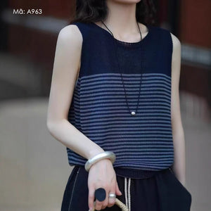 Áo T-shirt len đan sát nách cổ tròn kẻ sọc - A963