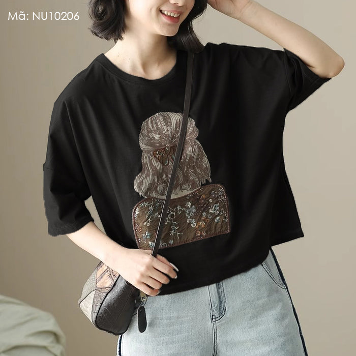 Áo T-shirt ngắn tay cổ tròn in cô gái quay lưng - NU10206