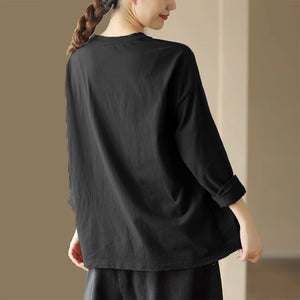 Áo T-shirt dài tay cổ tròn tròn đơn sắc thêu chắp vá - NU9303