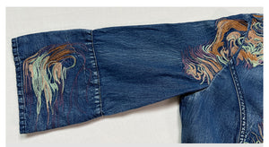 Đầm liền denim tay lửng cổ V thêu hoa văn trừu tượng - NU9364