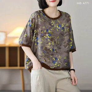 Áo T-shirt linen ngắn tay cổ tròn in hoa lá bo viền - A763