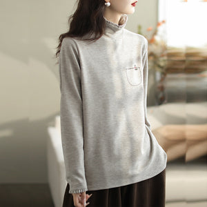 Áo T-shirt dài tay cổ lọ đính ren thêu túi hoa - NU9644