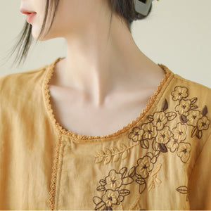 Áo T-shirt linen ngắn tay cổ tròn đính ren thêu hoa lá - NU9997