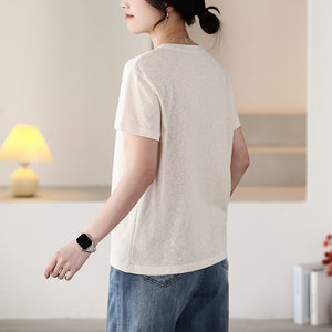 Áo T-shirt ngắn tay cổ tròn in cô gái và đàn vịt - A758
