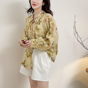 Áo sơ mi linen dài tay cổ cánh sen in hoa lá - A685