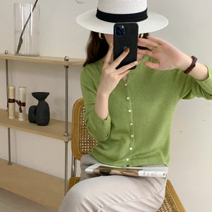 Áo khoác len tăm cardigan dài tay cổ tròn xẻ V - A164