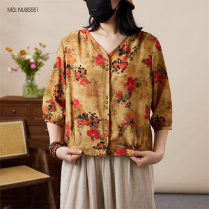 Áo sơ mi tay lửng cổ V in hoa văn retro - NU8555