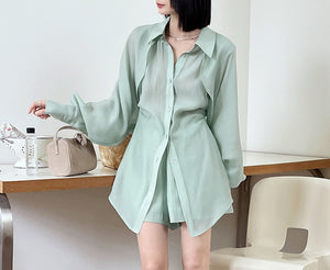 Bộ đồ gồm áo sơ mi cánh dơi cổ đức dài tay và quần sooc - OD1474