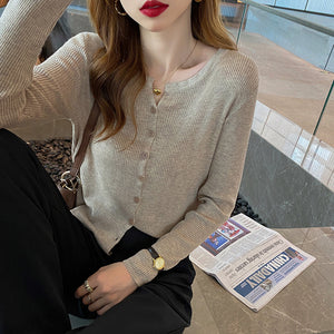 Áo khoác len tăm cardigan dài tay cổ tròn xẻ V - A164