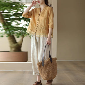 Áo sơ mi linen ngắn tay cổ V thêu hoa lá vạt kiểu xếp ren - NU8692