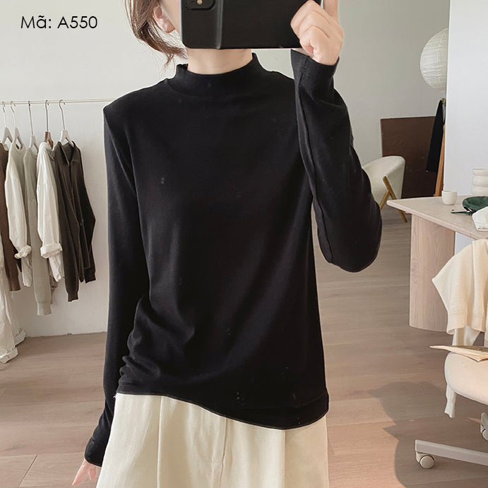 Áo T-shirt dài tay cổ đứng đơn sắc - A550