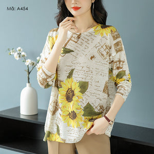 Áo len dài tay cổ tròn in hoa hướng dương và bức thư - A454