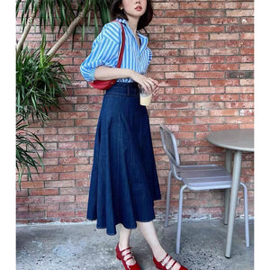 Bộ đồ gồm áo sơ mi tay lửng cổ đức và chân váy denim - OD1550