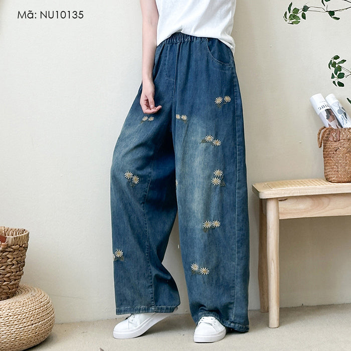 Quần baggy denim lưng thun thêu cúc họa mi - NU10135