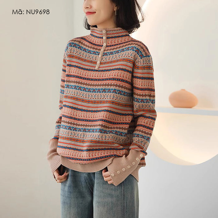 Áo len dài tay cổ lọ in hoa văn retro cân đối đính khuy - NU9698