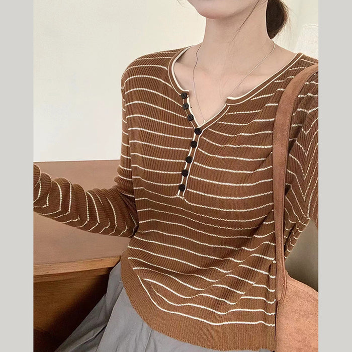 Áo T-shirt dài tay cổ tròn kẻ sọc khuy cài - A207