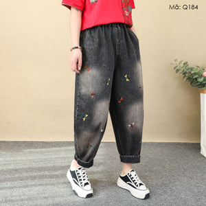 Quần baggy denim lưng thun bạc màu thêu chuồn chuồn - Q184