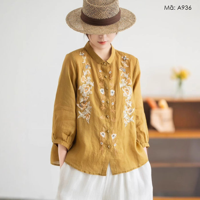 Áo sơ mi linen tay lửng cổ pipi thêu hoa văn cân đối - A936