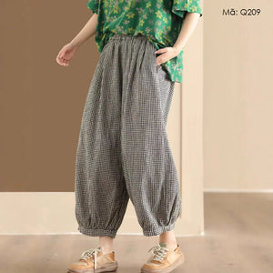 Quần baggy linen lưng thun kẻ caro gấu bo chun - Q209
