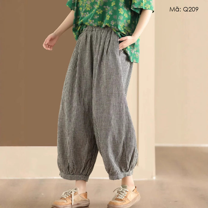 Quần baggy linen lưng thun kẻ caro gấu bo chun - Q209
