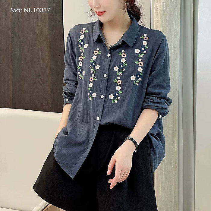Áo sơ mi linen dài tay cổ đức thêu hoa song song trước ngực - NU10337
