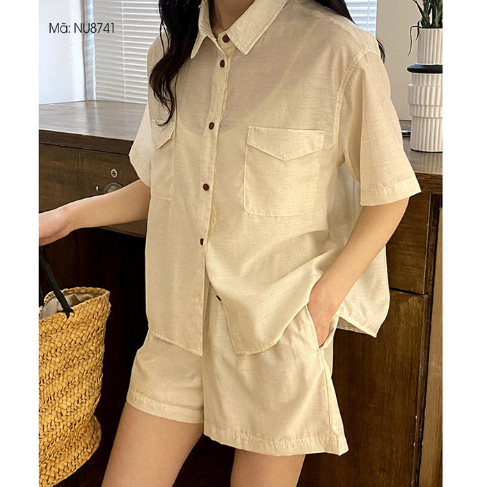 Bộ đồ linen gồm quần sooc và áo sơ mi ngắn tay cổ đức hai túi vuông - NU8741