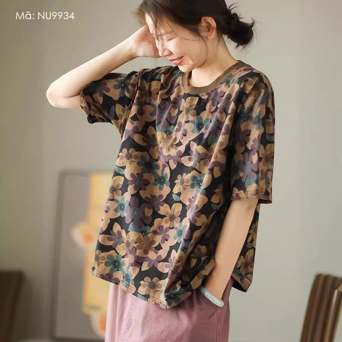 Áo T-shirt ngắn tay cổ tròn in hoa lá form rộng - NU9934