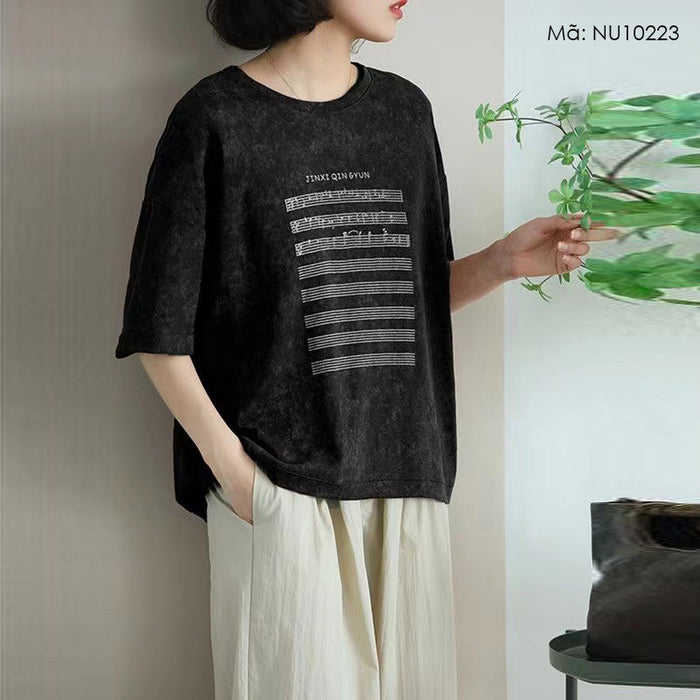 Áo T-shirt ngắn tay cổ tròn in bản nhạc - NU10223