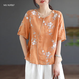 Áo T-shirt linen ngắn tay cổ tròn thêu hoa lá kiểu vạt lệch - NU9067