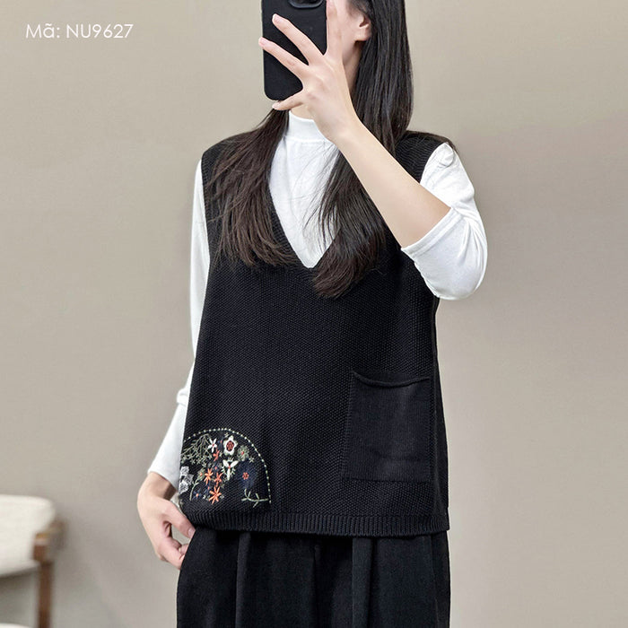 Áo len gile sát nách cổ V thêu hoa lá một túi - NU9627
