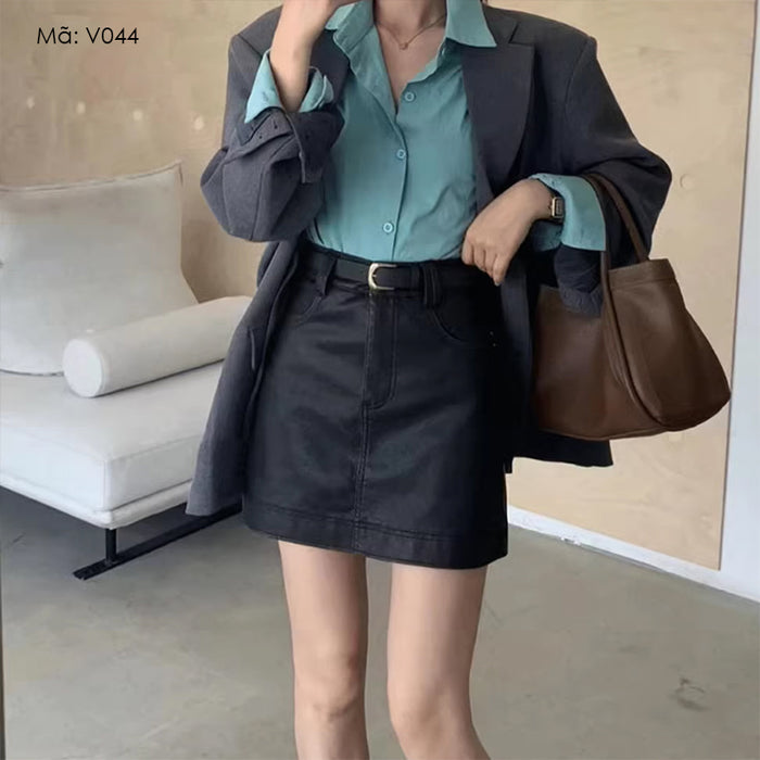 Chân váy ngắn da retro hai túi chéo kèm thắt lưng - V044