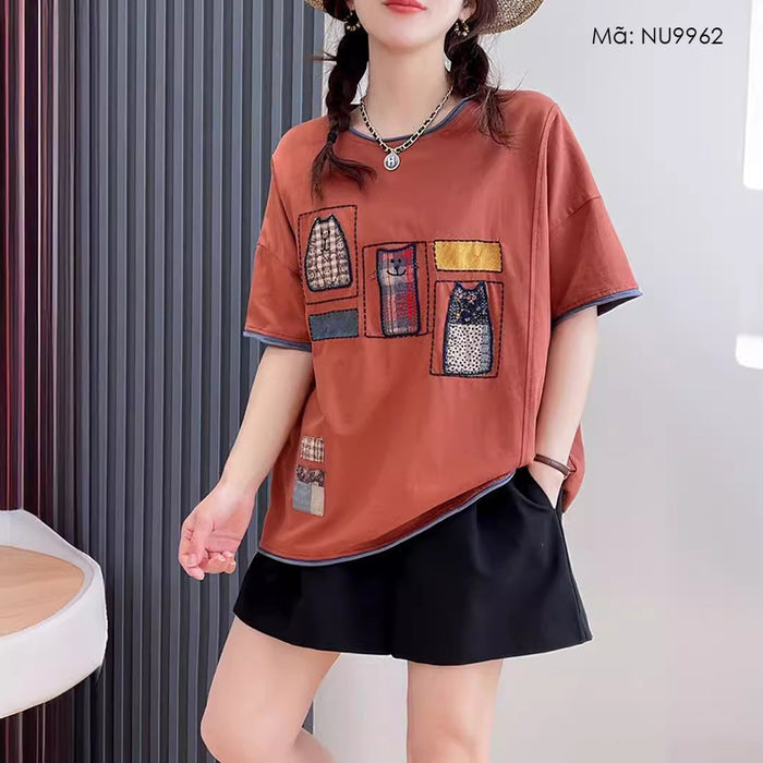 Áo T-shirt ngắn tay thêu ba chú mèo cổ tròn - NU9962