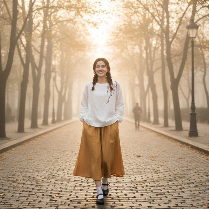 Áo T-shirt dài tay cổ tròn thêu những dây hoa - A264