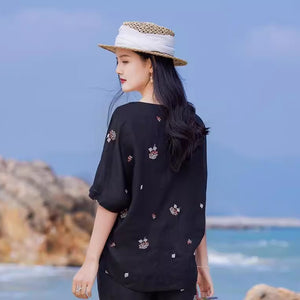 Áo T-shirt linen ngắn tay cổ tròn thêu hoa ngũ sắc - NU9054