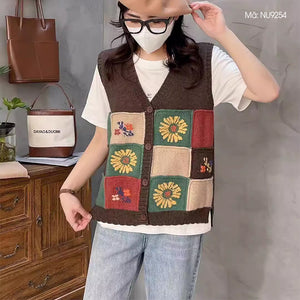 Áo khoác len gile sát nách cổ V ô màu những bông hoa - NU9253