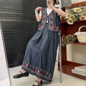 Áo khoác gile denim cổ tròn thêu hoa hoa văn thổ cẩm - A960