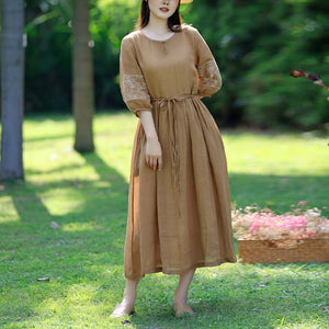 Đầm liền linen ngắn tay cổ tròn một khuy thêu hoa văn - NU8785