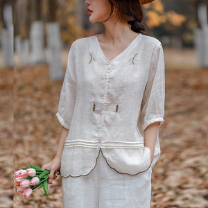 Áo sơ mi linen tay lửng cổ V thêu hoa lá vạt lượn sóng - NU9971