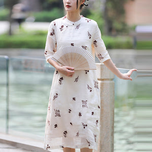 Đầm liền linen ngắn tay cổ tàu thêu hoa oải hương - NU10511