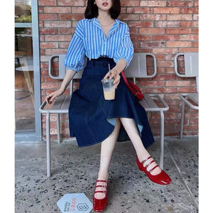 Bộ đồ gồm áo sơ mi tay lửng cổ đức và chân váy denim - OD1550