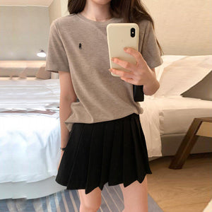Áo T-shirt ngắn tay cổ tròn thêu chú ngựa - NU9877