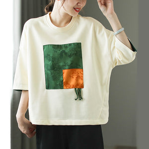 Áo T-shirt ngắn tay cổ tròn hoa văn ô vuông - NU10117