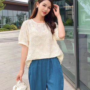 Áo sơ mi ngắn tay cổ tròn thêu những bông hoa ziczac - NU10232