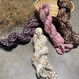 Khăn quàng linen retro in hoa hồng một mặt - NU9270