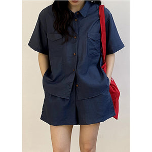 Bộ đồ linen gồm quần sooc và áo sơ mi ngắn tay cổ đức hai túi vuông - NU8741
