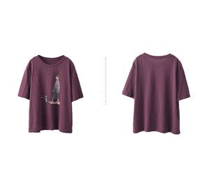 Áo T-shirt ngắn tay cổ tròn in cô gái và chú mèo - A849